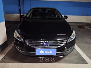 VOLVO V60 2014