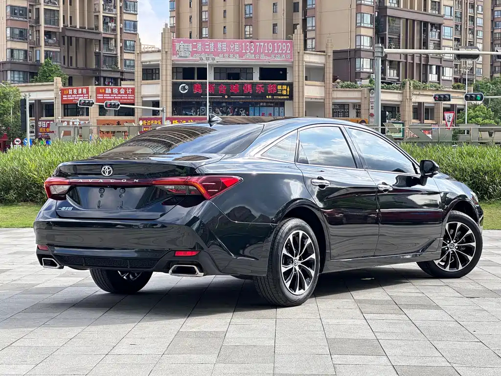TOYOTA AVALON 2022