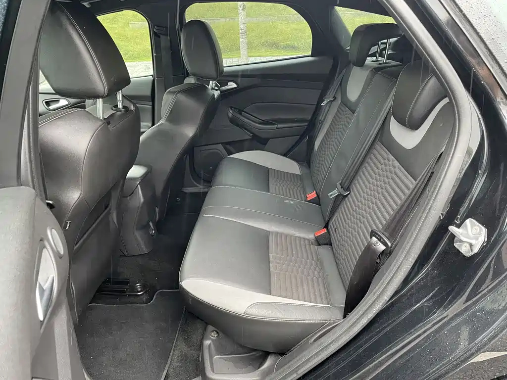 FORD FOCUS IMPORT 2014