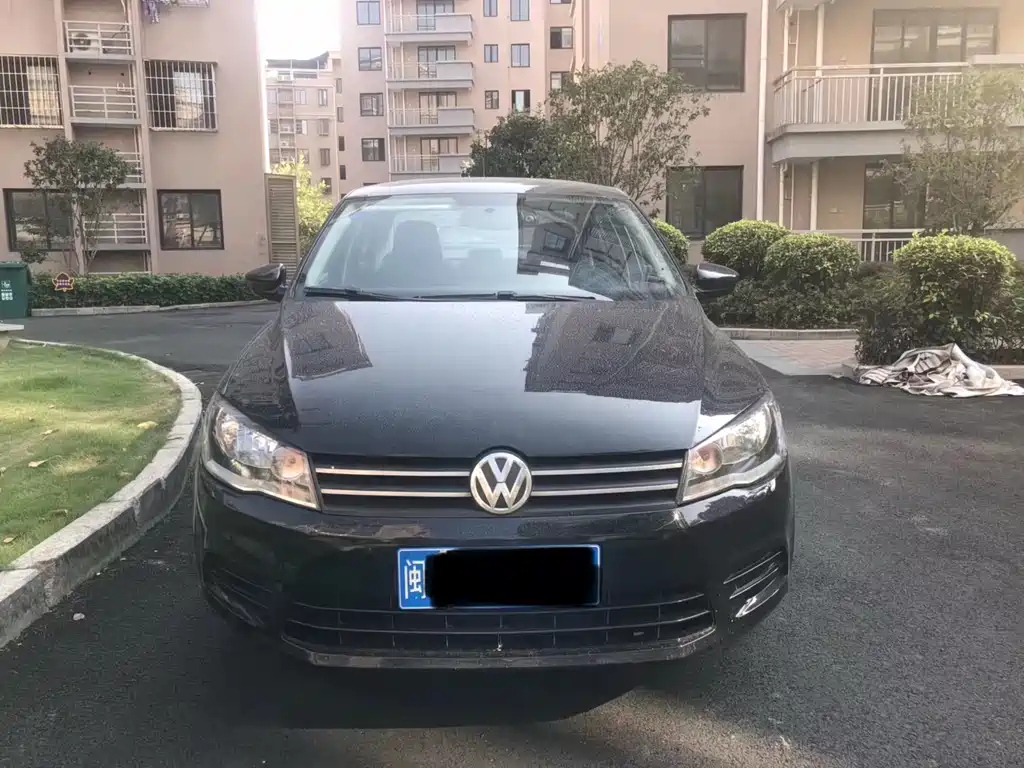 VOLKSWAGEN JETTA 2015
