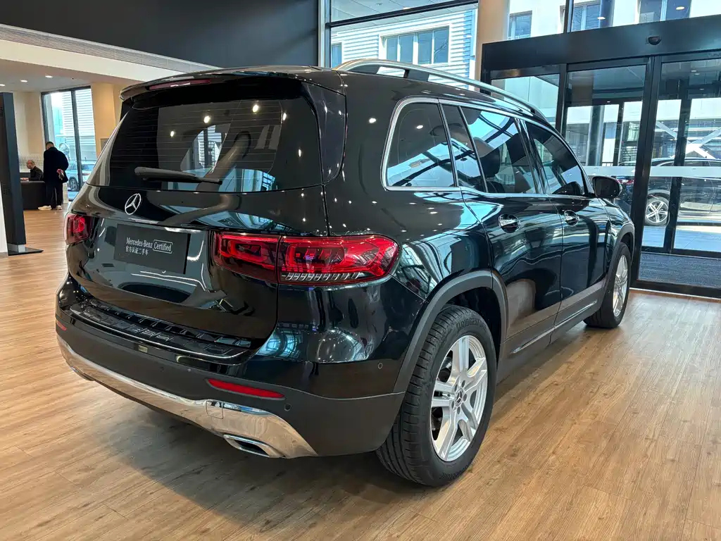 MERCEDES BENZ GLB 2020