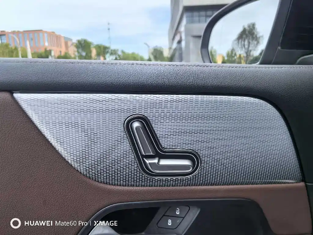 MERCEDES BENZ GLB 2022