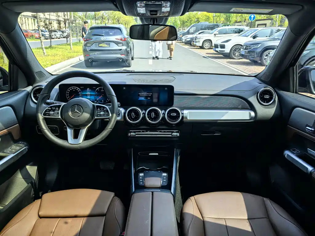 MERCEDES BENZ GLB 2022