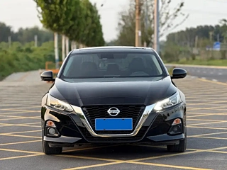 NISSAN TEANA 2022