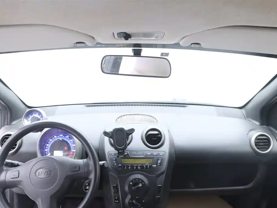 BYD F0 2012