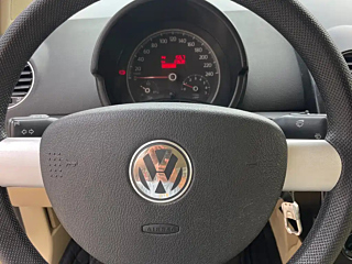 VOLKSWAGEN BEETLE 2010 YEAR 1.6 AT 2010
