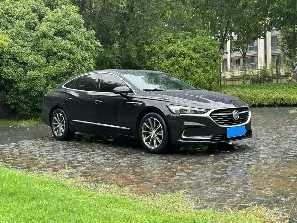 BUICK LACROSSE 2020