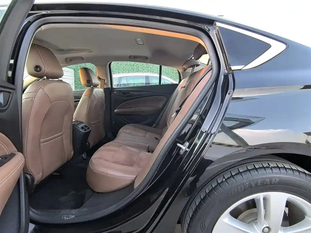 BUICK REGAL 2019