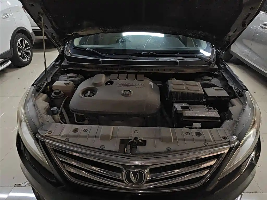 CHANGAN EADO 2016