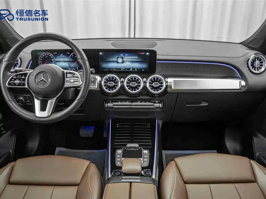 MERCEDES BENZ GLB 2020