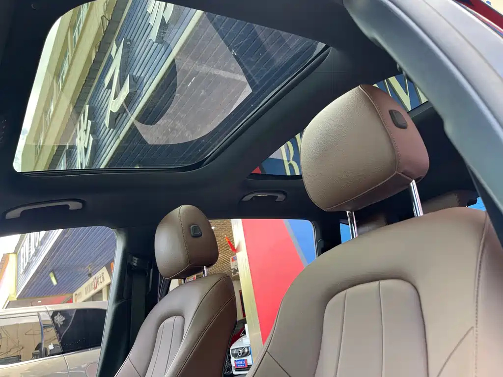 MERCEDES BENZ GLB 2021