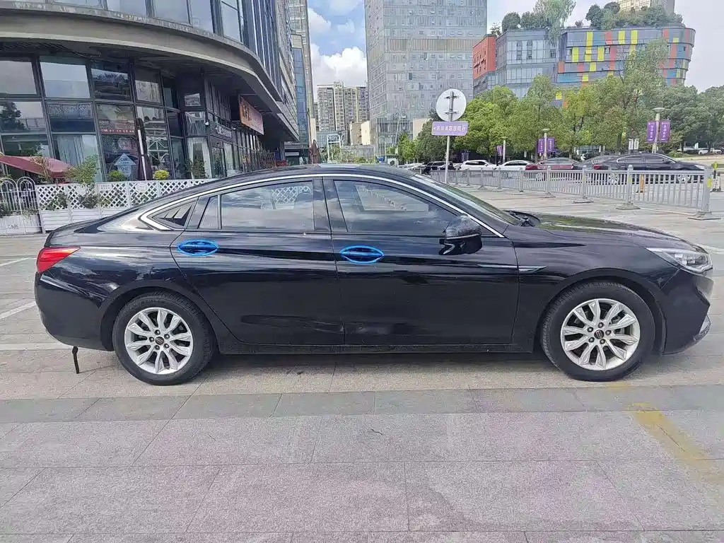 HONGQI H5 2019