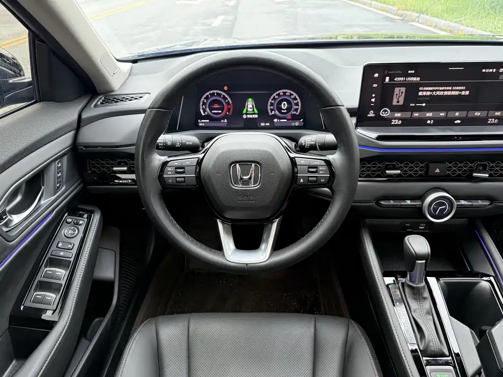 HONDA ACCORD 2025