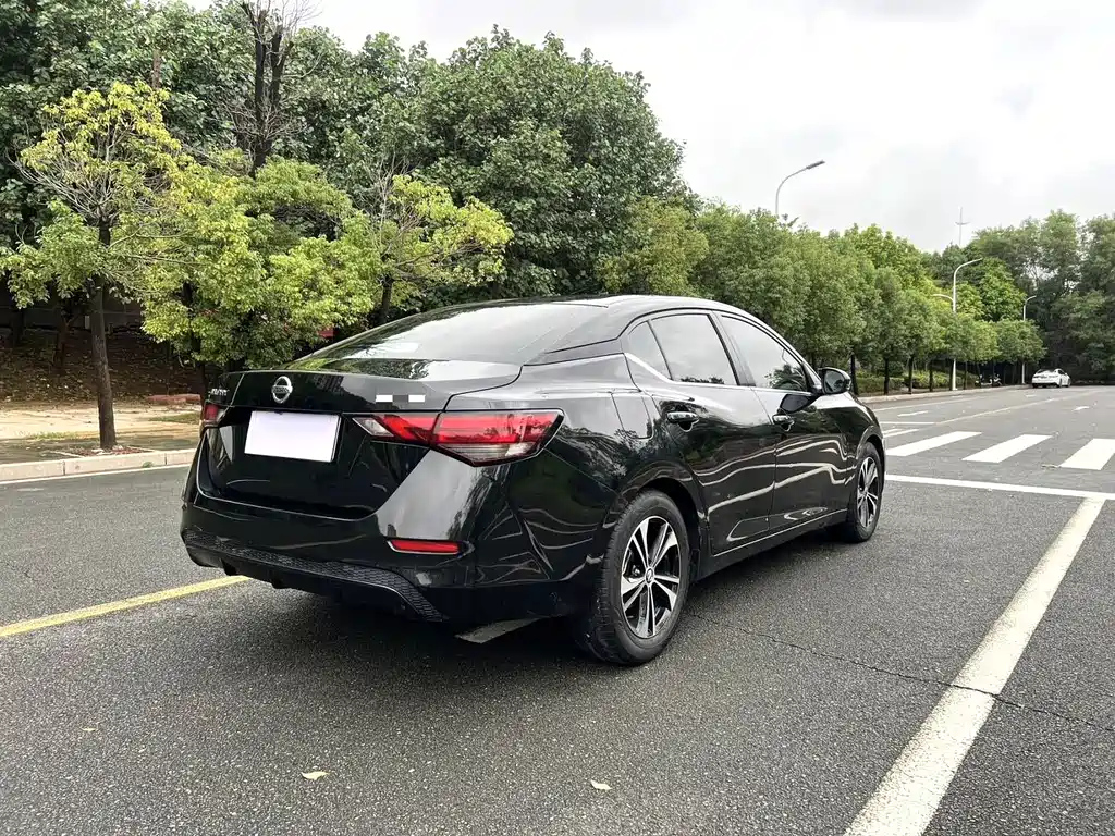 NISSAN SYLPHY 2021
