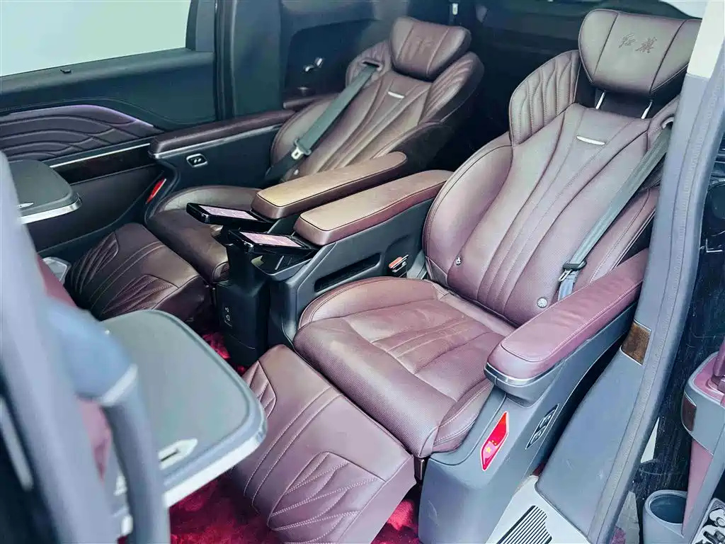 HONGQI HQ9 2022