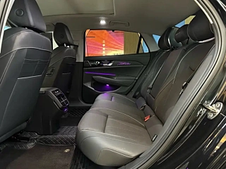 VOLKSWAGEN PASSAT  2025 YEAR PRO 380TSI  EDITION 2025