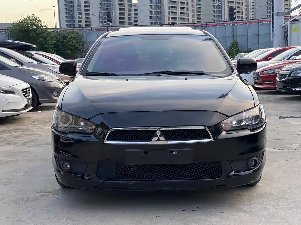 MITSUBISHI LANCER EX 2012