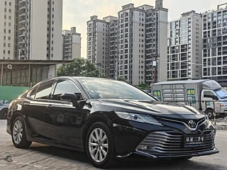 TOYOTA CAMRY 2018