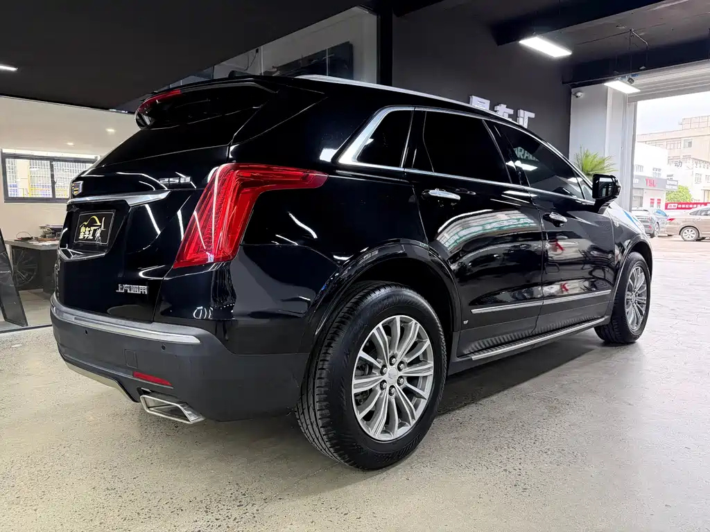 CADILLAC XT5 2016
