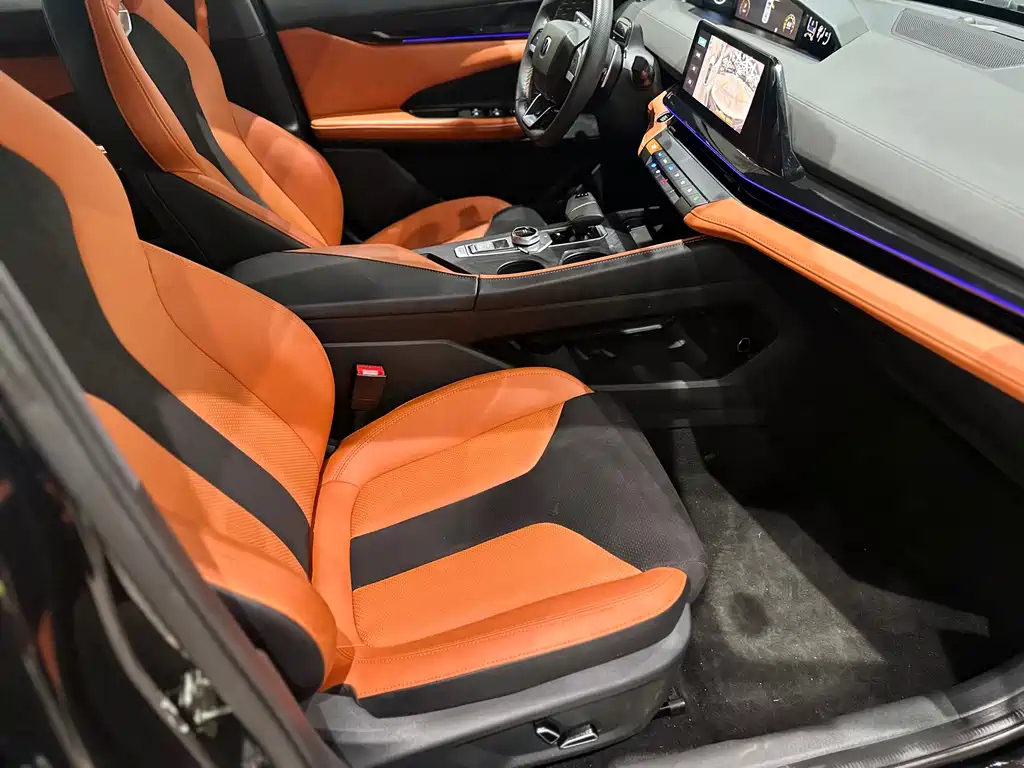 CHANGAN UNI-V 2024
