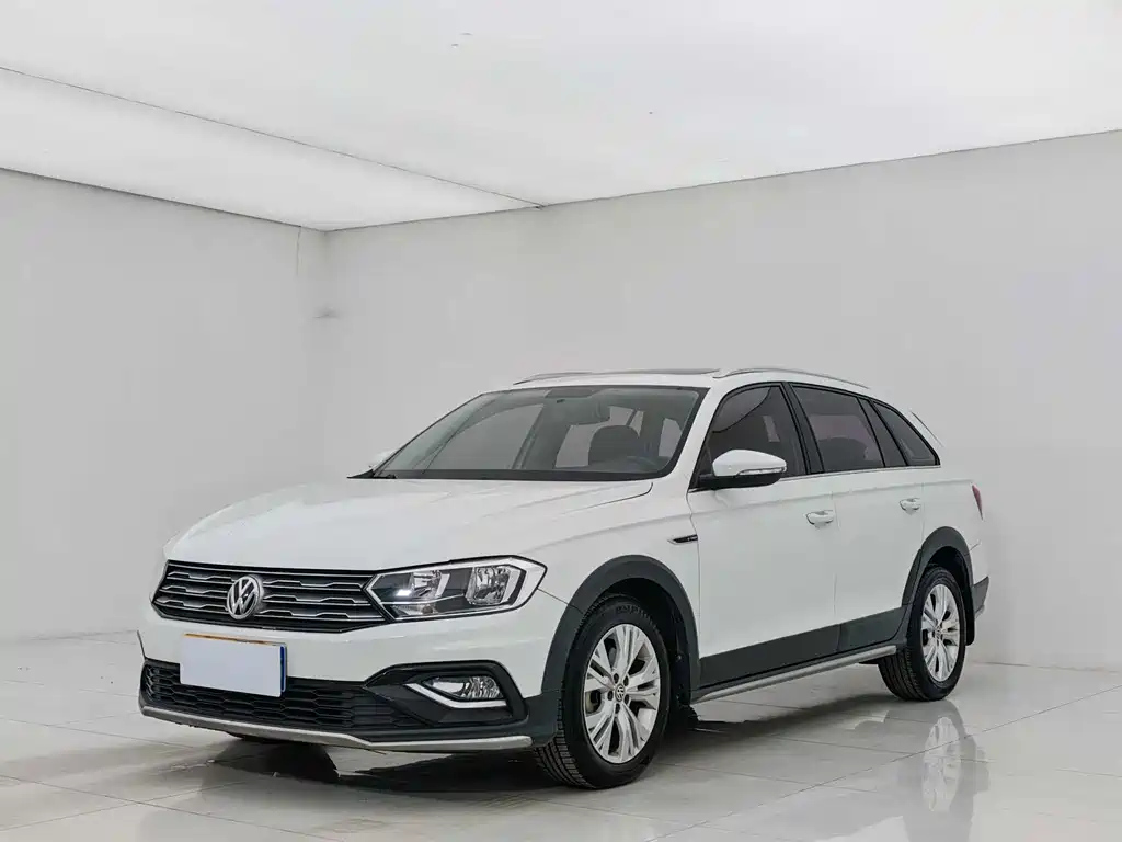 VOLKSWAGEN C-TREK 2017