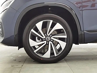 VOLKSWAGEN TAYRON X  2024 YEAR 330TSI 2WD  EDITION 2024