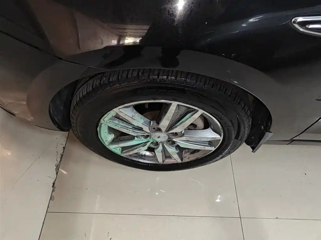 CHANGAN EADO 2016