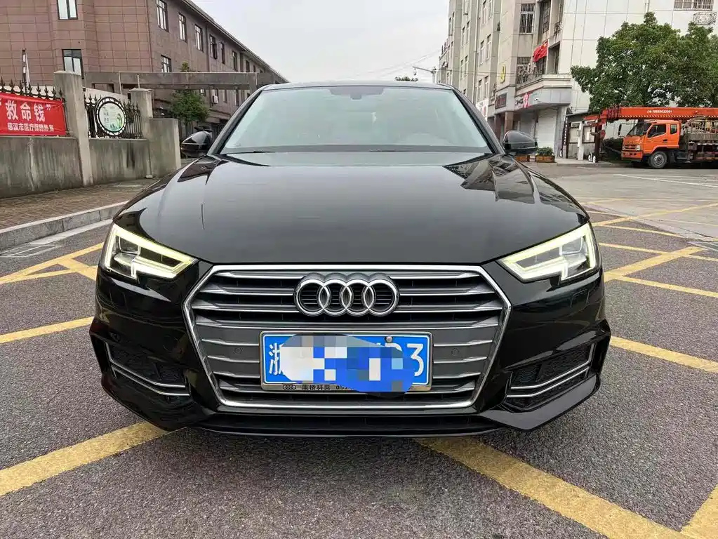 AUDI A4L 2018
