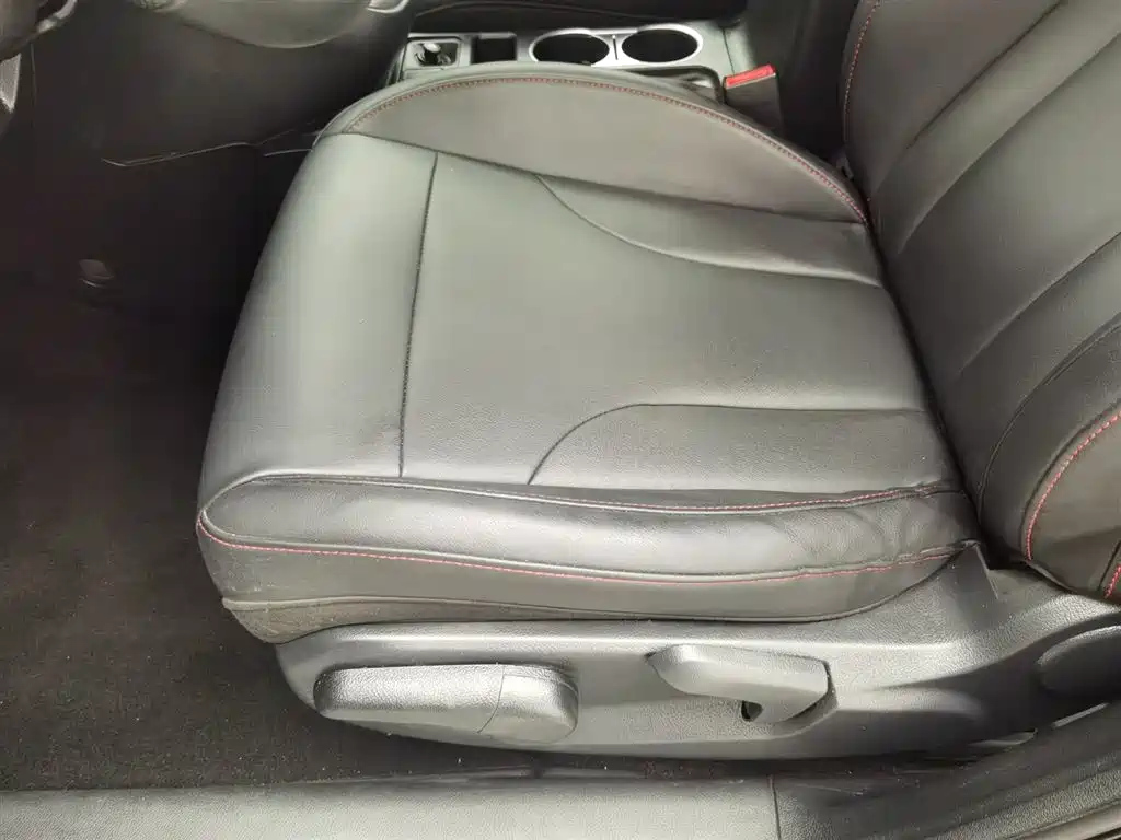 HAVAL M6 2017