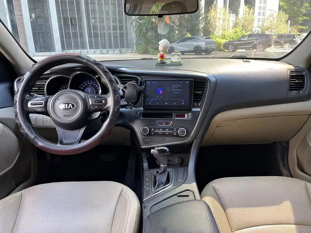 KIA K5 2016