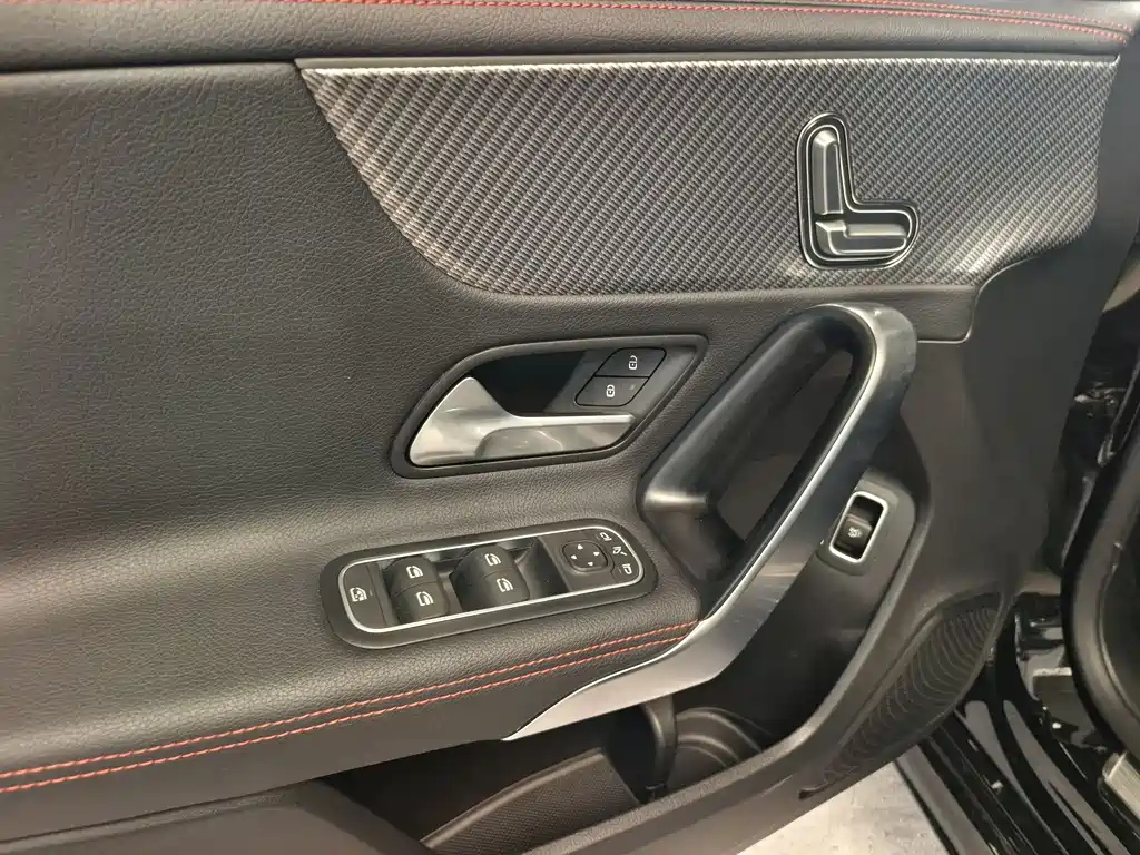 MERCEDES BENZ A-CLASS 2024