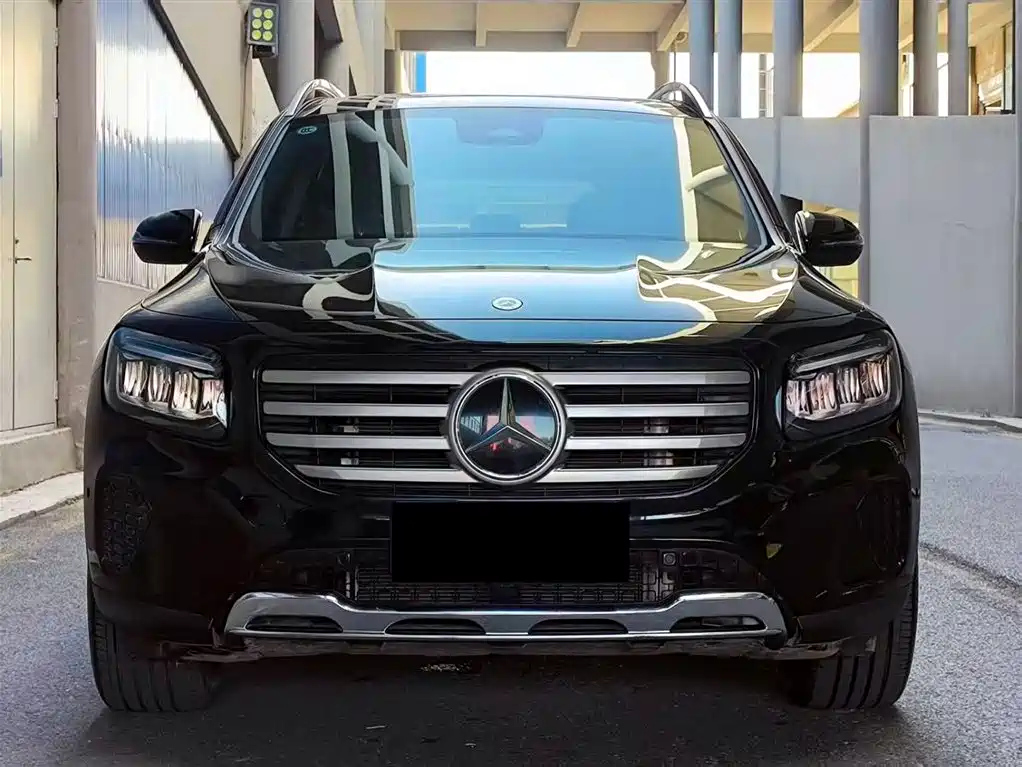 MERCEDES BENZ GLB 2023