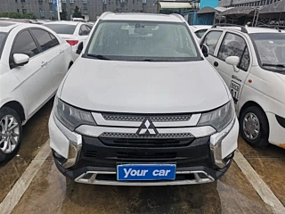 MITSUBISHI OUTLANDER  2021