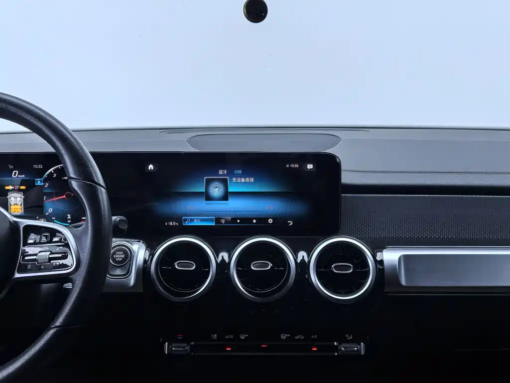 MERCEDES BENZ GLB 2022