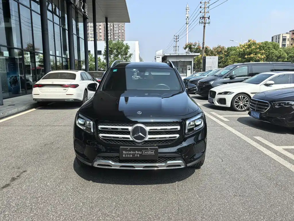 MERCEDES BENZ GLB 2020