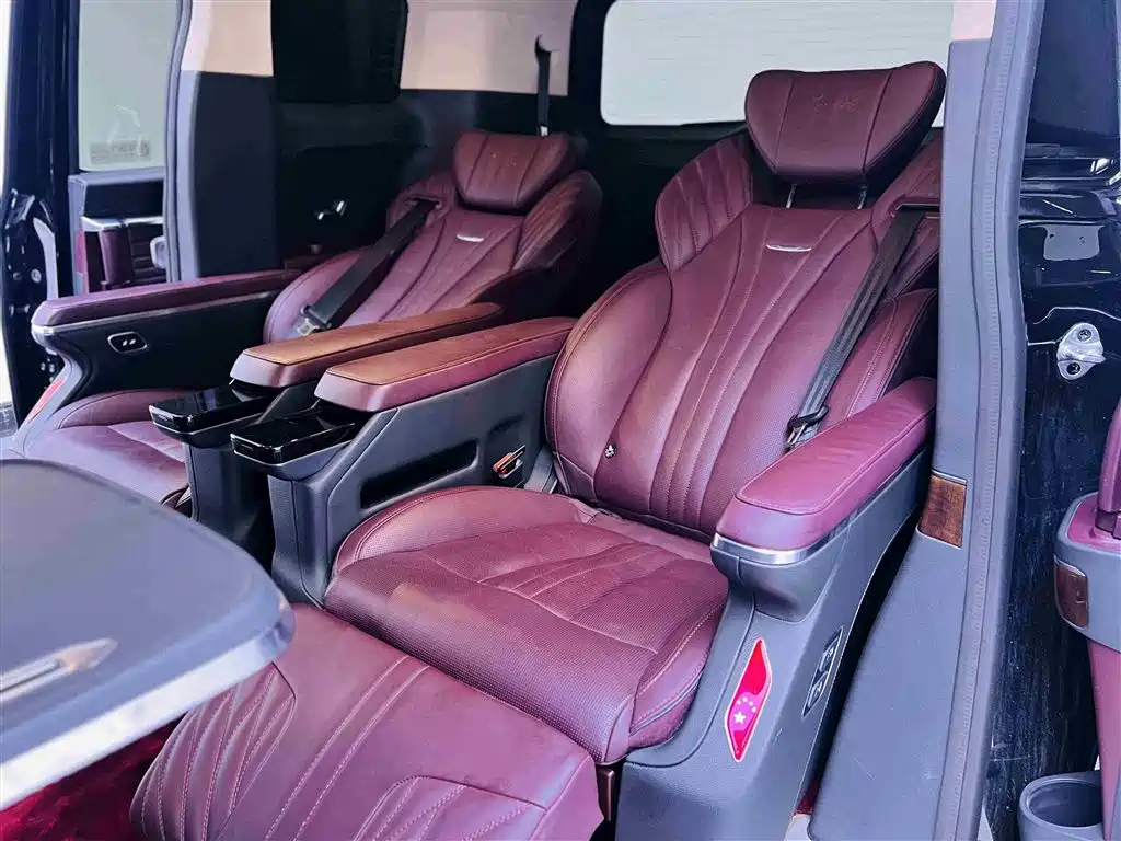 HONGQI HQ9 2022