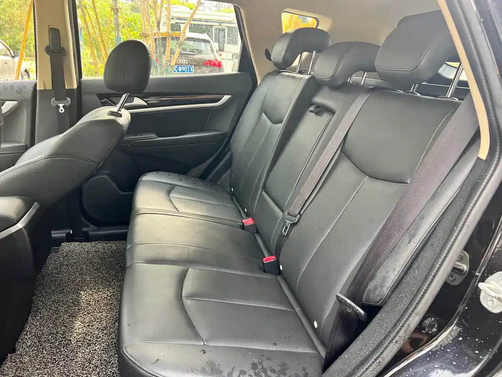 DONGFENG AEOLUS AX7 2015