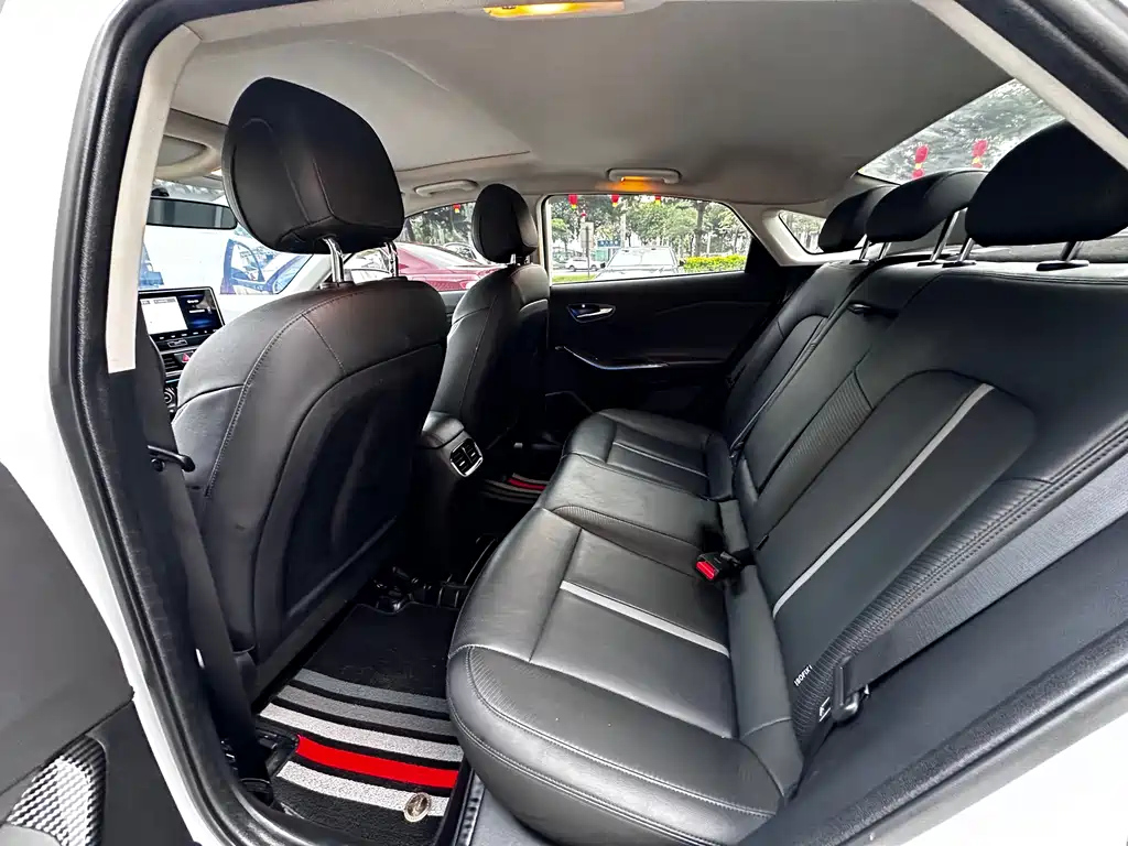 HYUNDAI LAFESTA 2019