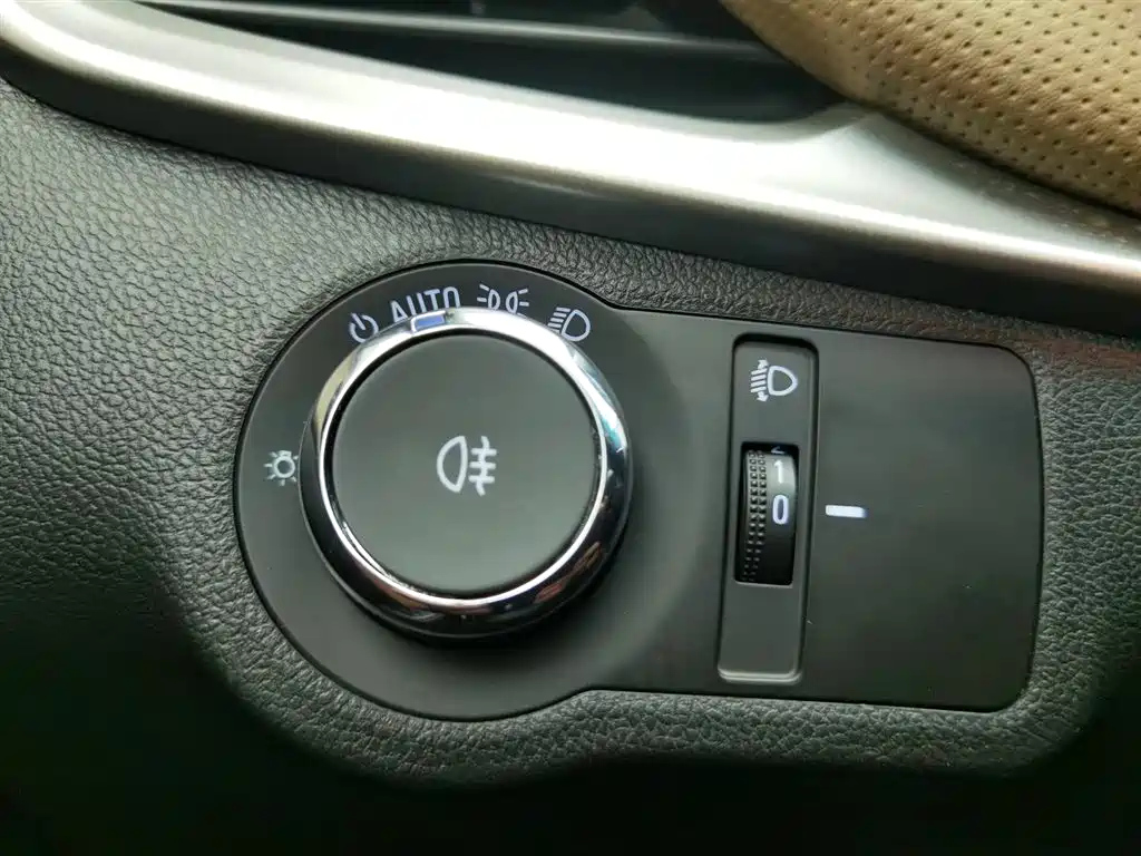 CHEVROLET CRUZE 2022