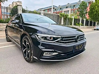 VOLKSWAGEN MAGOTAN 2023