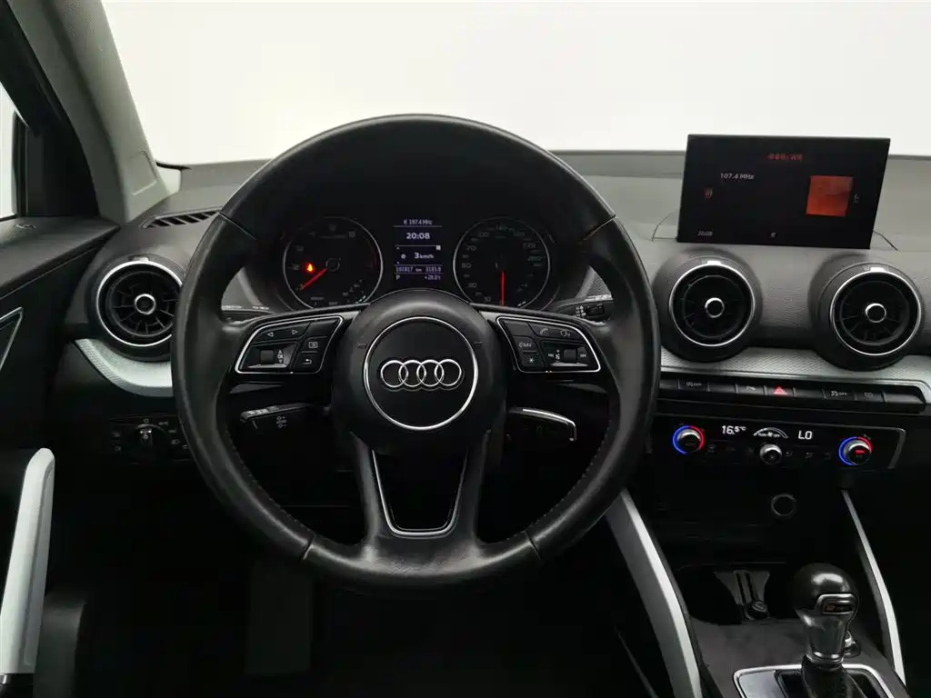 AUDI Q2L 2019