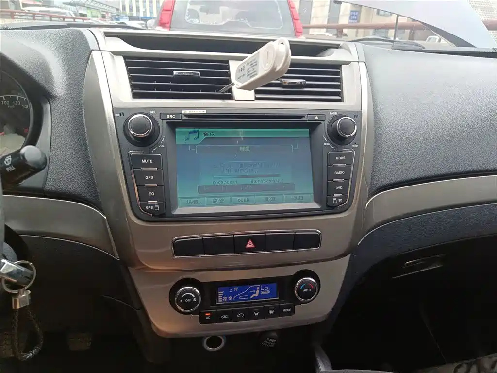 GEELY AUTO GX7 2015
