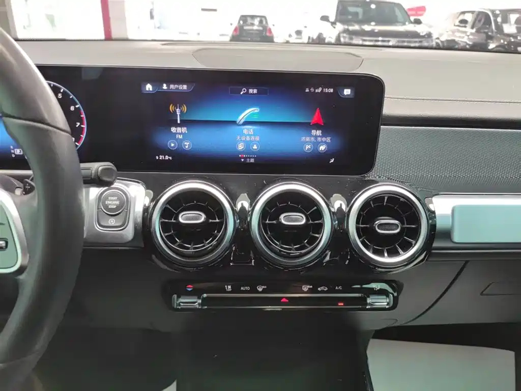 MERCEDES BENZ GLB 2022
