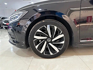 VOLKSWAGEN PASSAT 2022 YEAR 330TSI DELUXE EDITION 2022