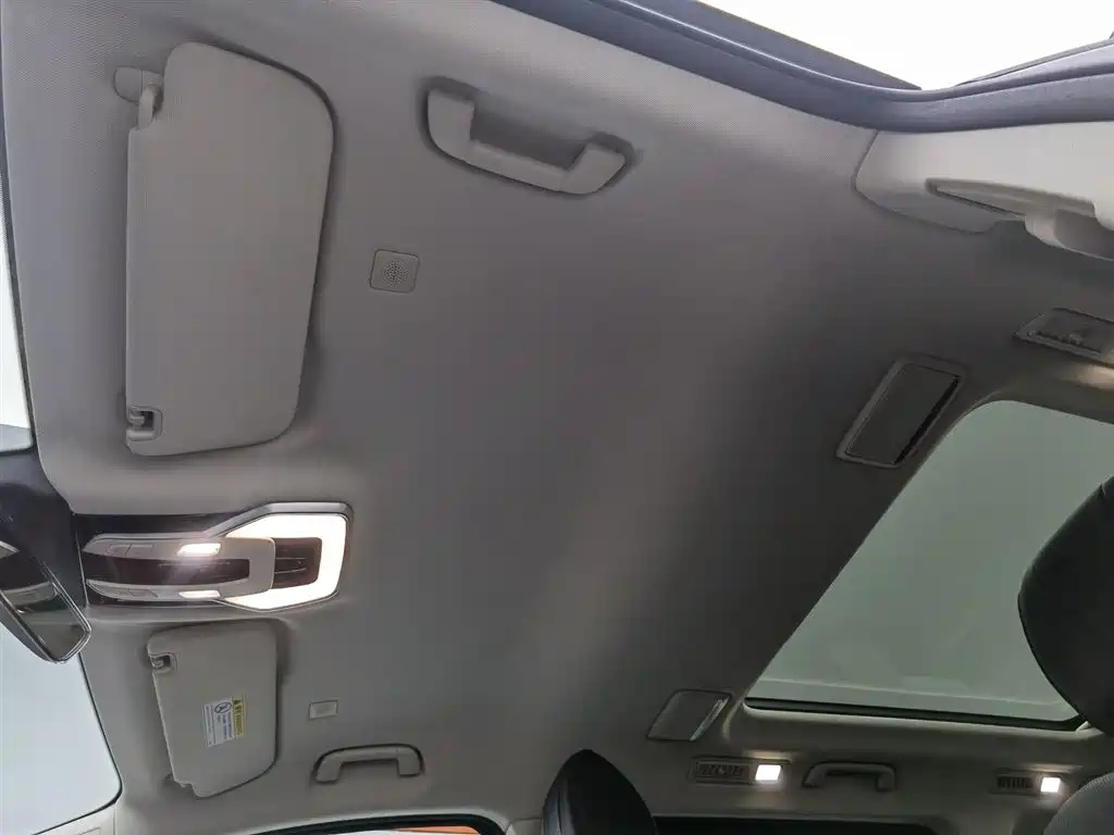 HONGQI HQ9 2023