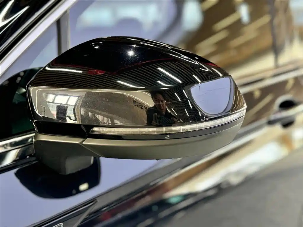 VOLKSWAGEN TIGUAN L 2021