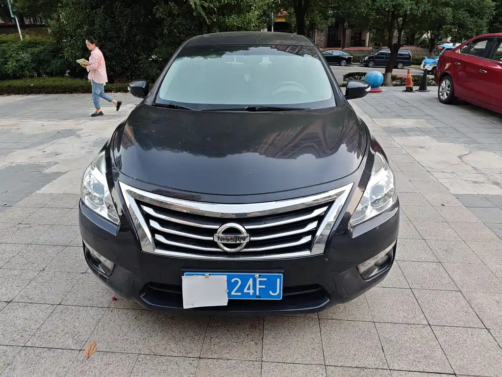 NISSAN TEANA 2016