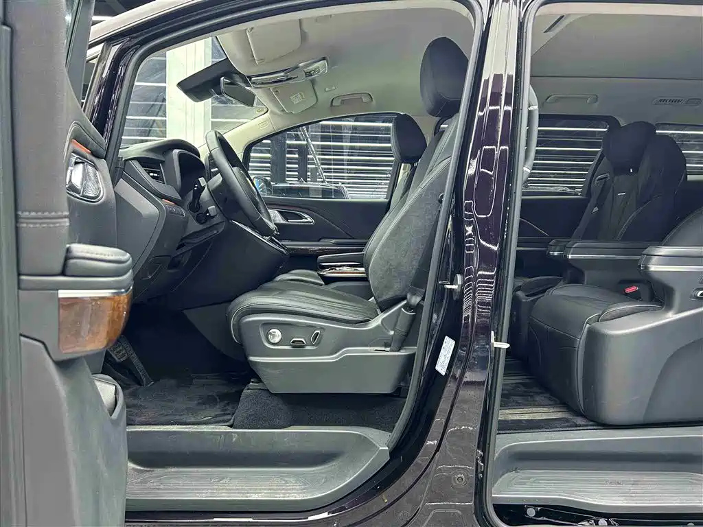 HONGQI HQ9 2023