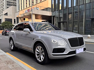 BENTLEY BENTAYGA  2018 YEAR 4.0T V8 2018