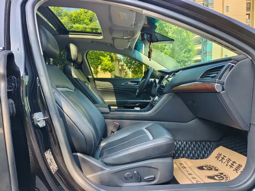 FORD TAURUS 2017